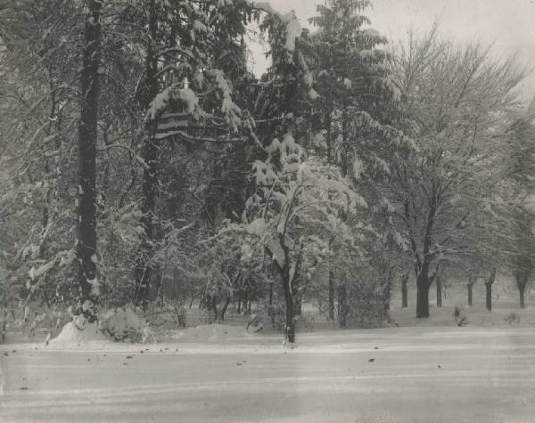 Paesaggio. Milano - Giardini della Guastalla sotto la neve