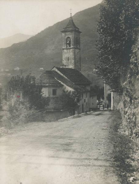 Paesaggio. Valle Vigezzo - Malesco - Finero - Chiesa parrocchiale - Abside e campanile