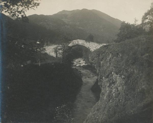 Paesaggio. Valle Vigezzo - Re - Ponte Mallione