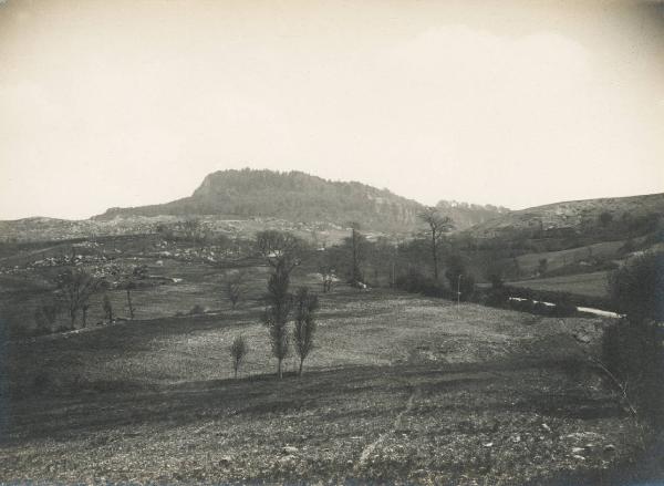 Paesaggio. Chiusi della Verna (già detta Chiusi in Casentino) - Panorama del Monte Penna