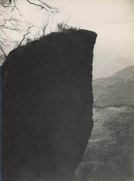 Paesaggio. Chiusi della Verna (già detta Chiusi in Casentino) - Sasso di frate Lupo