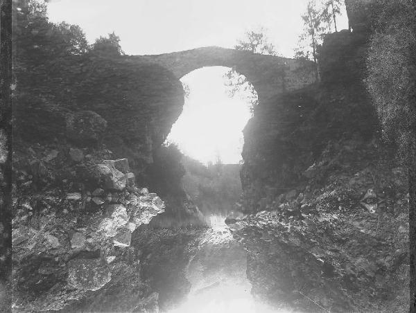 Paesaggio. Valle Vigezzo - Re - Ponte Mallione