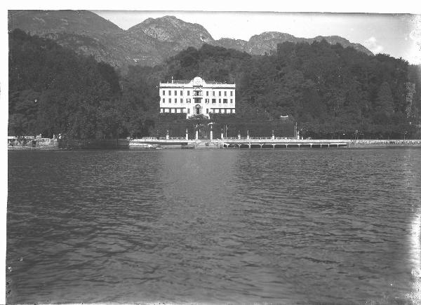 Paesaggio. Tremezzo - Villa Carlotta - Lago di Como