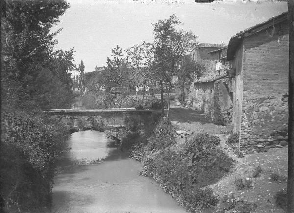 Paesaggio. Località non identificata (Umbria) - Veduta di un ponte