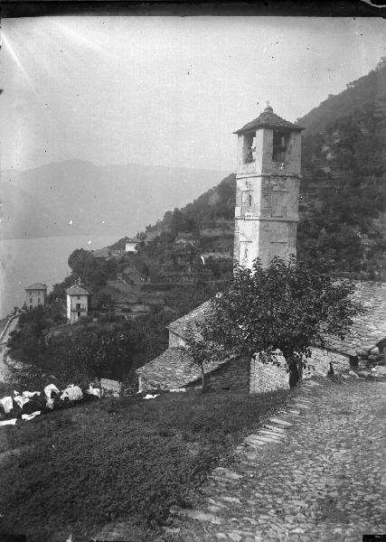 Paesaggio. Località non identificata sul Lago di Como - Campanile