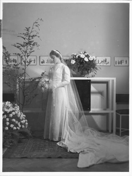 Ritratto femminile. Sposa: Ella Gennarini