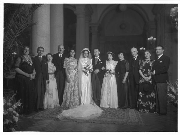 Ritratto di gruppo. Matrimonio: Papazian