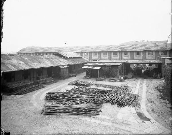 Fotografia industriale. Milano - Ditta Pietro Crespi - Stabilimento in via Andrea Verga 6