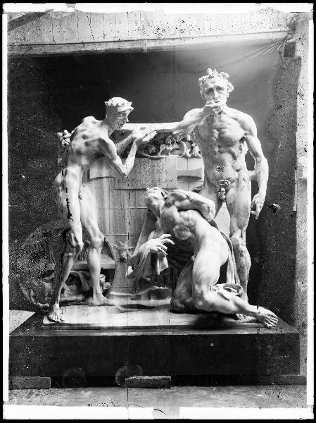 Riproduzione di opera d'arte. Scultura di Adolfo Wildt: Trilogia (Il Santo, il Giovane, la Saggezza)