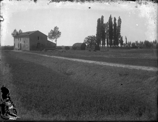 Paesaggio. Ravenna - Veduta di un podere