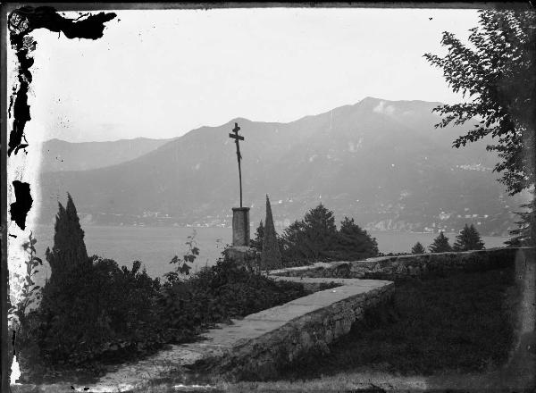 Paesaggio. Lago di Como - Torno - Panorama dal cimitero della Chiesa di S. Giovanni Battista