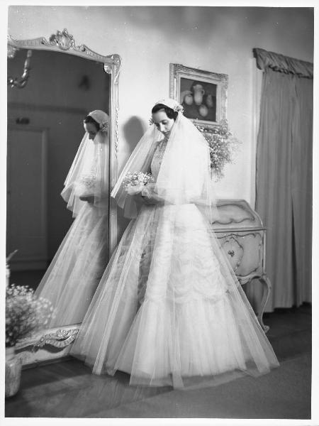 Ritratto femminile. Sposa: Emilia Marianelli