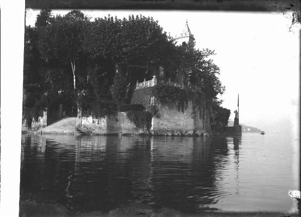 Paesaggio. Lago di Como - Lenno - Villa Balbianello