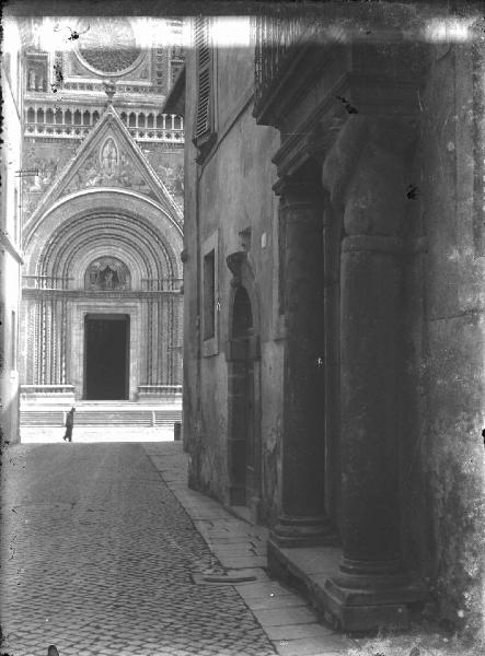 Veduta architettonica. Orvieto - Facciata del Duomo