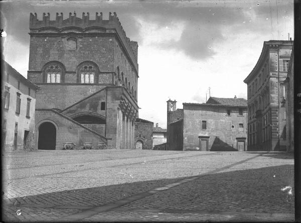 Veduta architettonica. Orvieto - Palazzo del Popolo