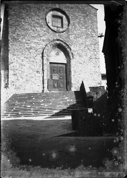 Veduta architettonica. Cortona - Chiesa di S. Francesco