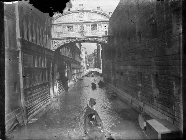 Veduta architettonica. Venezia - Ponte dei Sospiri