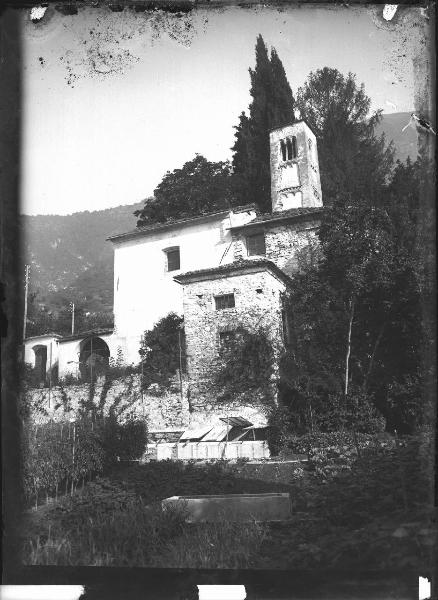 Veduta architettonica. Faggeto Lario - Lemna - Chiesa di S. Giorgio