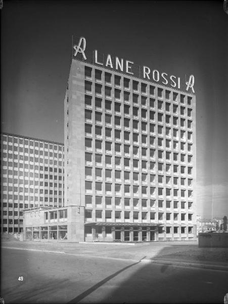 Veduta architettonica. Milano - Palazzo Lanerossi