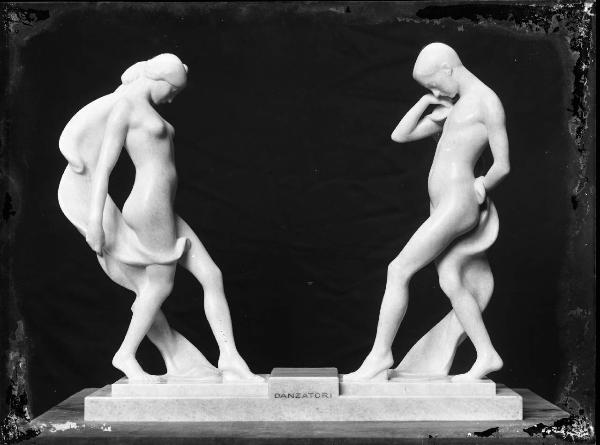 Riproduzione di opera d'arte. Scultura di Romolo Del Bò - Danzatori