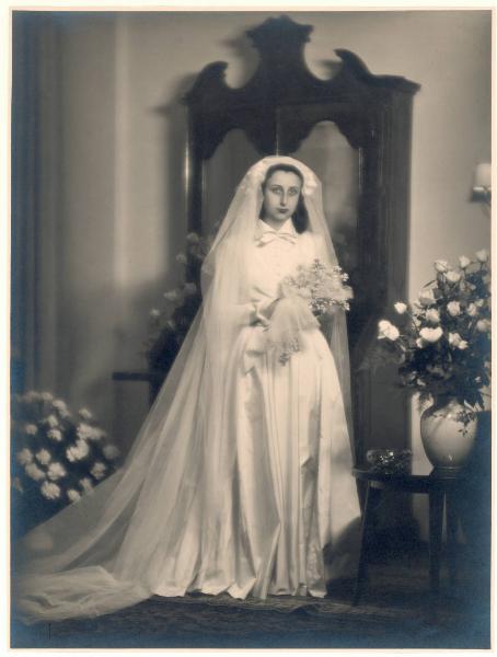 Ritratto femminile. Sposa