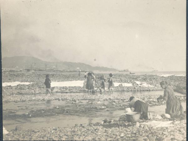 Genova. Lavandaie - spiaggia