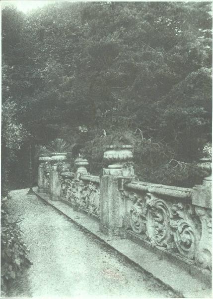 Paesaggio. Lago di Como - Lenno - Villa Balbianello - Giardino