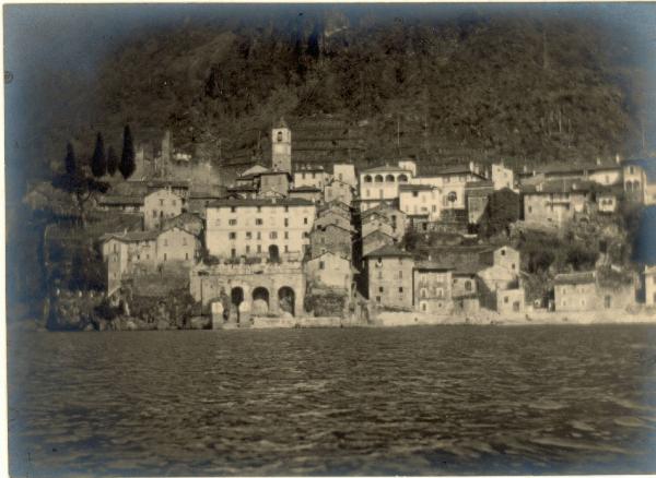 Paesaggio. Lago di Como - Dervio - Corenno Plinio- Veduta