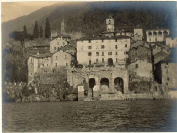 Paesaggio. Lago di Como - Dervio - Corenno Plinio- Veduta