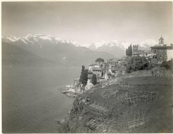 Paesaggio. Lago di Como - Dervio - Corenno Plinio - Veduta