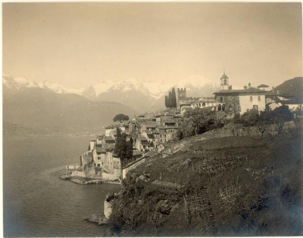 Paesaggio. Lago di Como - Dervio - Corenno Plinio - Veduta