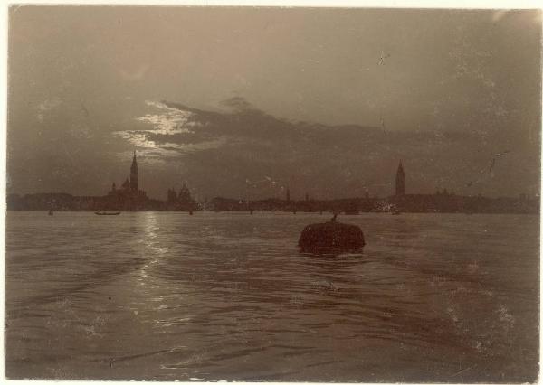 Paesaggio. Venezia - Veduta dalla laguna