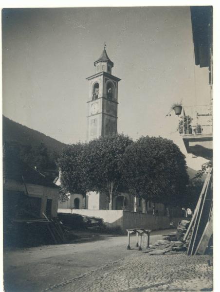 Paesaggio. Valle Vigezzo - Druogno - Chiesa di S. Silvestro