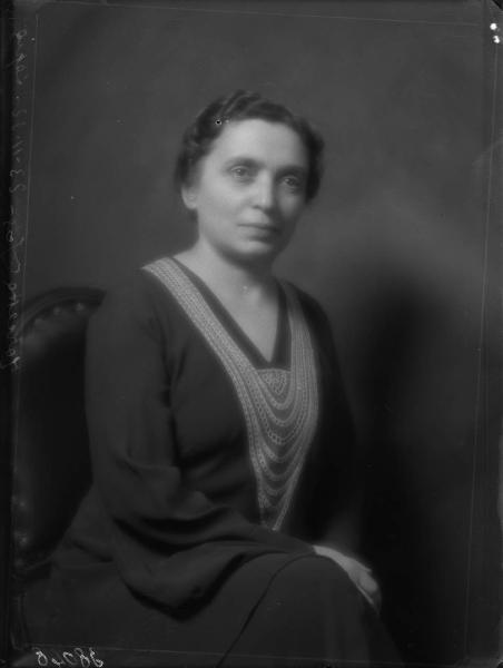 Ritratto femminile. Ida Torcetta