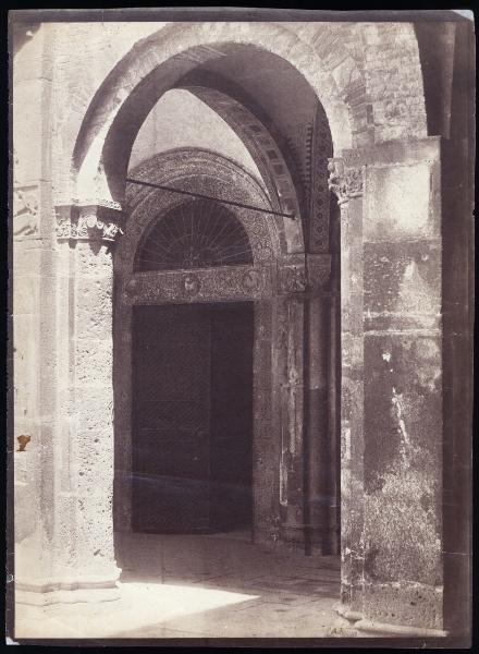 Milano - Basilica di Sant'Ambrogio - Portale centrale