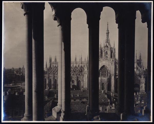 Milano - Duomo - Veduta dal campanile di San Gottardo in Corte