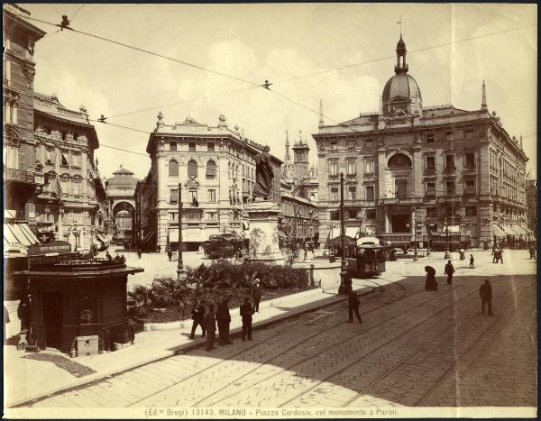 Milano - Piazza Cordusio - Palazzo dell'Industria Italiana e palazzo delle Assicurazioni Generali - Luca Beltrami