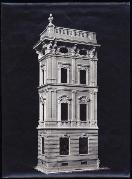 Modello - Palazzo della Direzione Centrale della Banca Commerciale Italiana a Milano in piazza della Scala angolo via Santa Margherita - Luca Beltrami