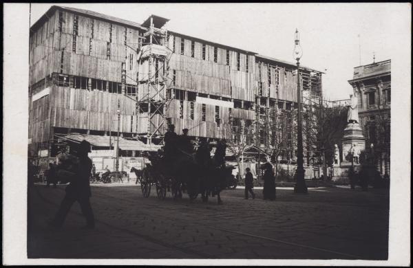 Milano - Palazzo della Banca Commerciale Italiana - Cantiere - Luca Beltrami