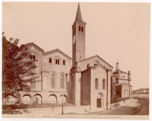 Milano - Basilica di S. Eustorgio - Cappelle laterali e cappella Portinari