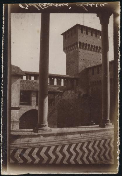 Milano - Castello Sforzesco - Torre di Bona di Savoia vista dalla Loggetta di Galeazzo Maria Sforza