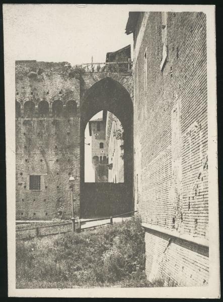 Milano - Castello Sforzesco - Rivellino di Santo Spirito (o "di Porta Vercellina")