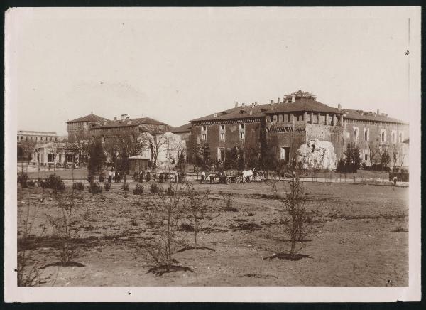 Milano - Castello Sforzesco - Lato nord-ovest e Parco Sempione