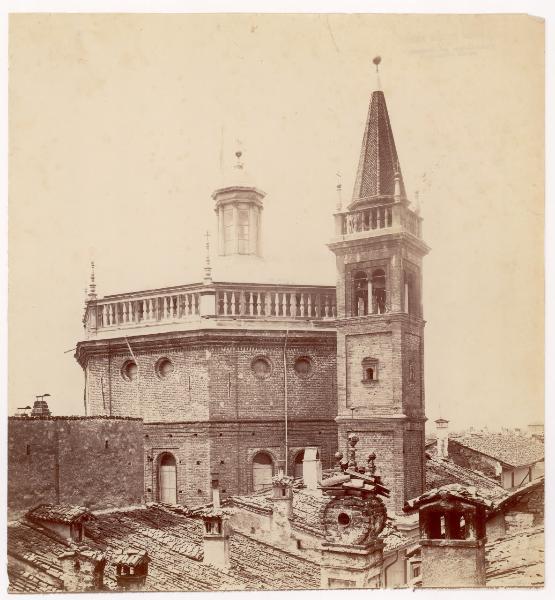 Lodi - Chiesa di Santa Maria Incoronata - Veduta del campanile e del tiburio