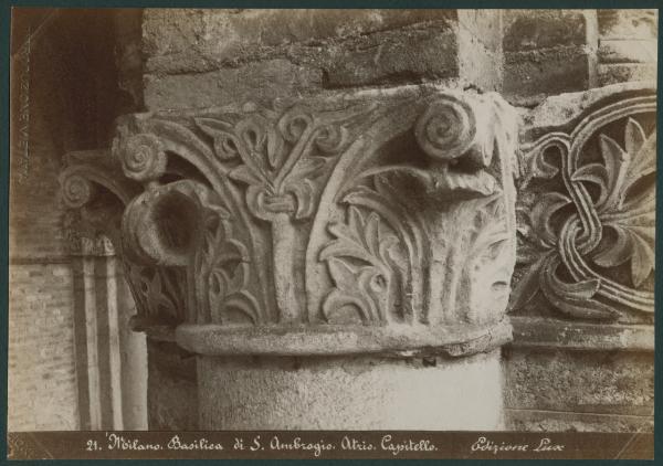 Scultura - Capitello romanico - Decorazioni fitomorfe - Milano - Basilica di Sant'Ambrogio - Atrio