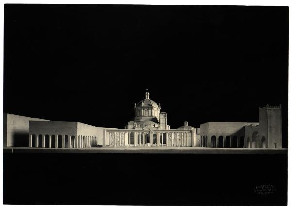 Milano - Basilica di S. Lorenzo Maggiore - Plastico del progetto di ristrutturazione dell'area circostante la Basilica, veduta frontale del prospetto (Tav - 31)
