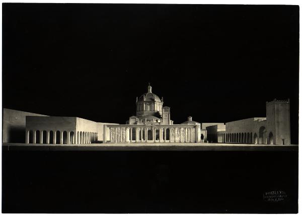 Milano - Basilica di S. Lorenzo Maggiore - Plastico del progetto di ristrutturazione dell'area circostante la Basilica, veduta frontale (tav - 26)