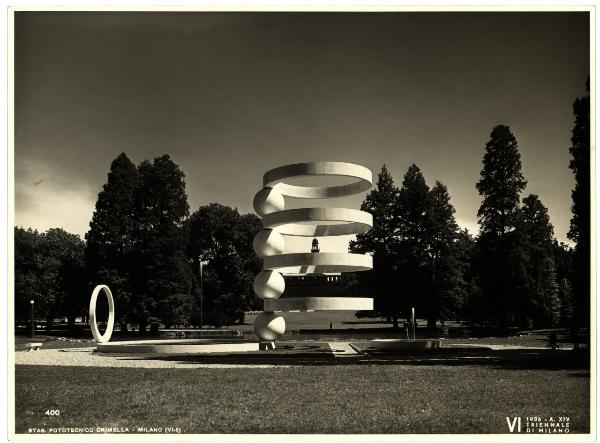 Milano - VI Triennale d'Arte - Cesare Cattaneo, Mario Cattaneo, fontana nel Parco Sempione, scultura (1935-36)
