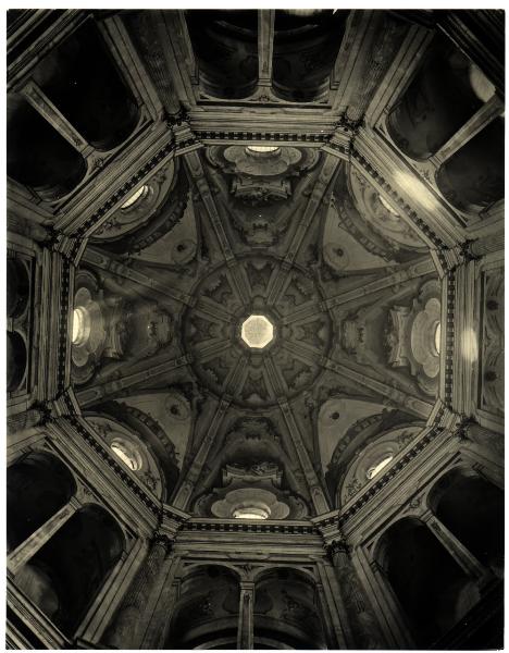 Pavia - Chiesa di Santa Maria di Canepanova - Cupola, particolare della decorazione delle volte