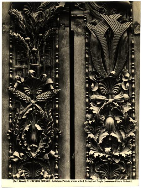 Firenze - Battistero - Porta a sud, Vittorio Ghiberti, dettaglio del fregio a motivi fitomorfi della cornice, rilievo in bronzo (1452-62)